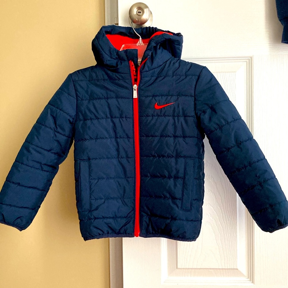 Nike front zip up hoodie boys jacket